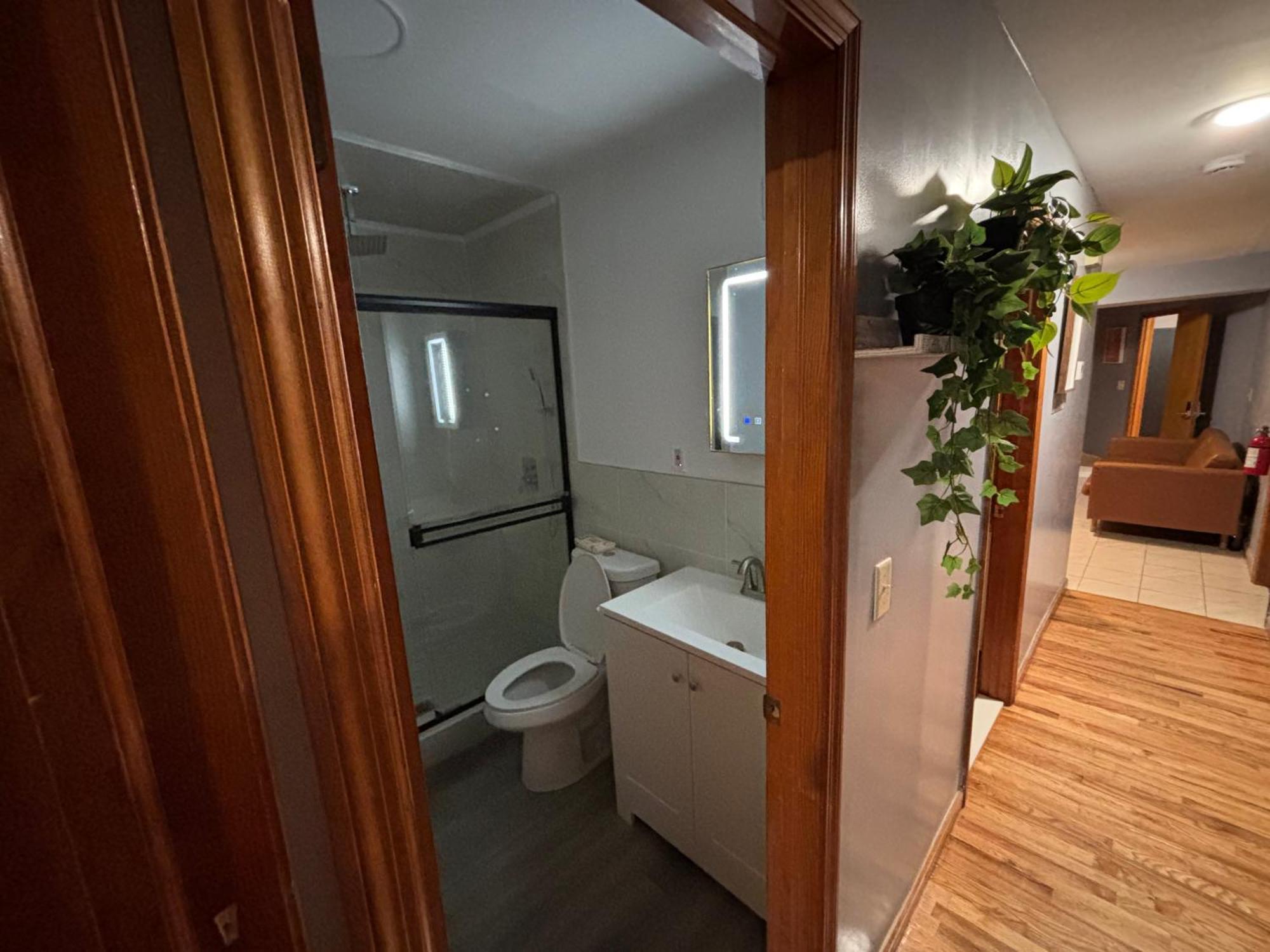 Capsule Hostal *