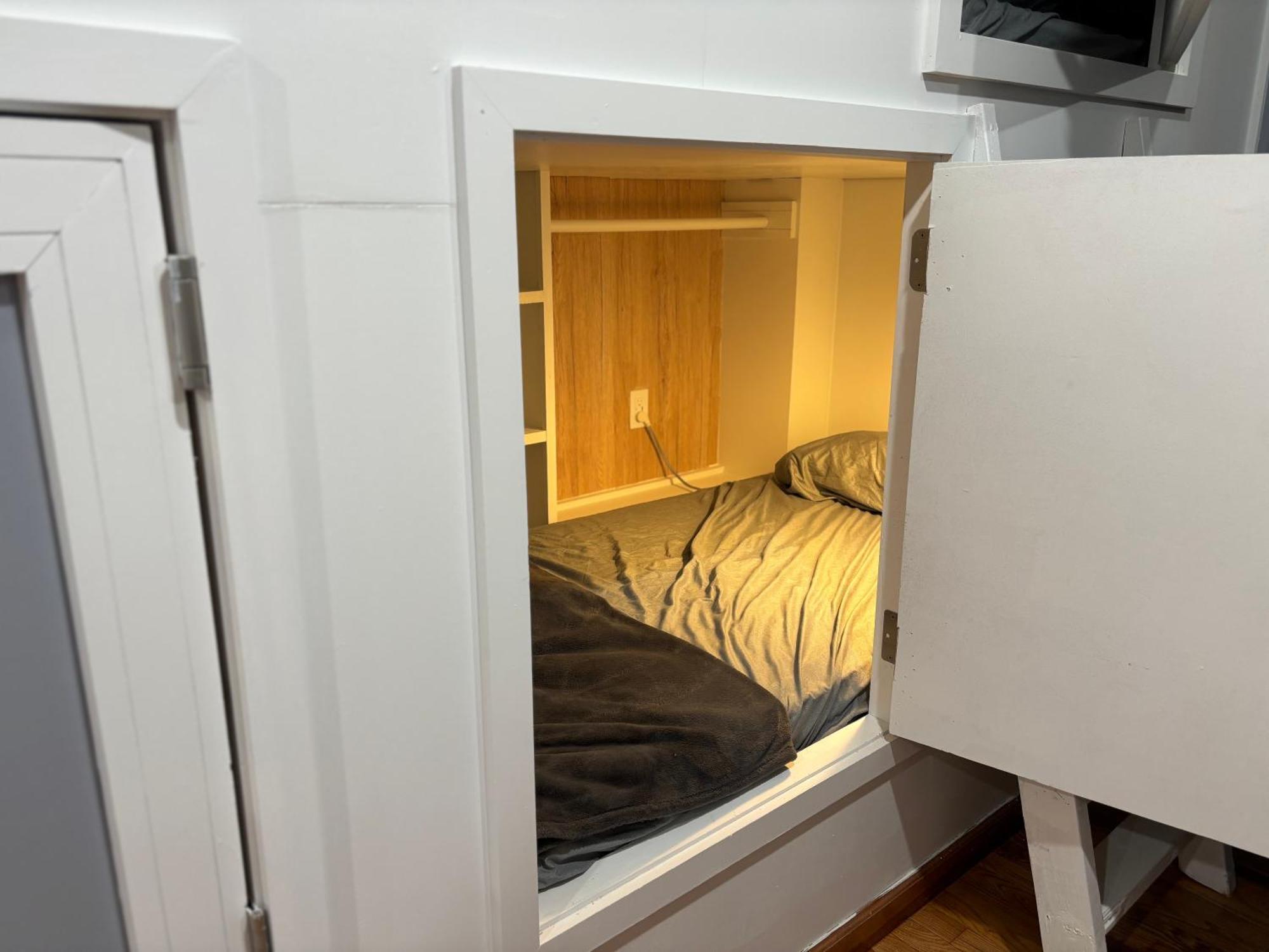Capsule Auberge de jeunesse